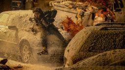 El actor Austin Abrams sufrió un accidente casi mortal en la película Resident Evil.