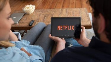 Netflix dio marcha atrás y eliminará el cobro extra por compartir la cuenta.&nbsp;