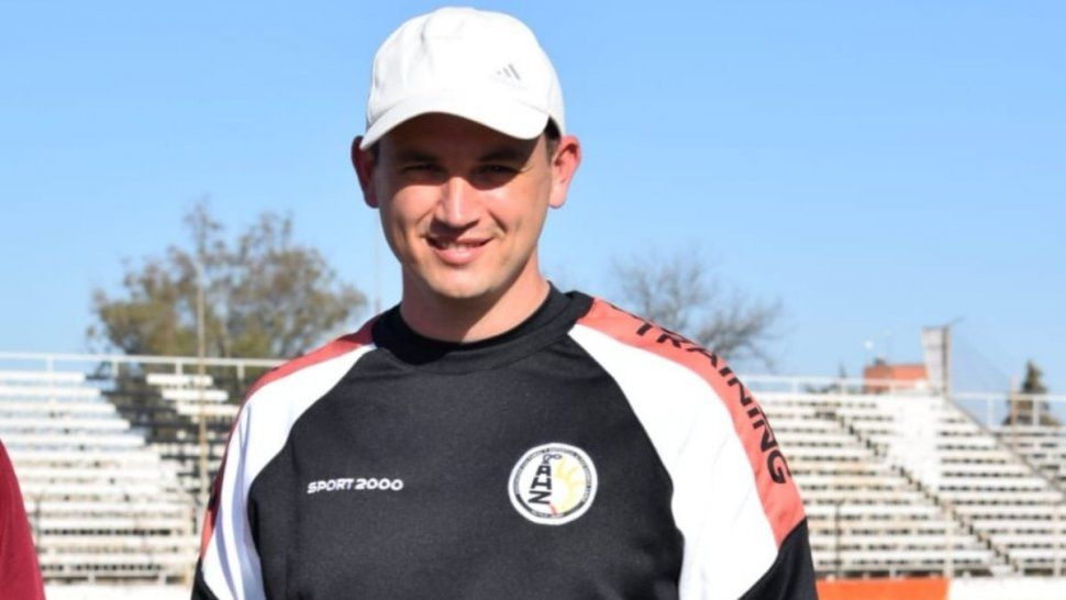 Jorge Calabró se aleja de Altos Hornos Zapla