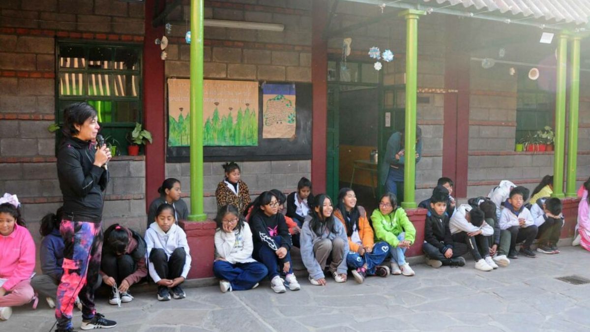 Educación: incorporarán la práctica de yoga en la Escuela Marina Vilte Educación: incorporarán la práctica de yoga en la Escuela Marina Vilte