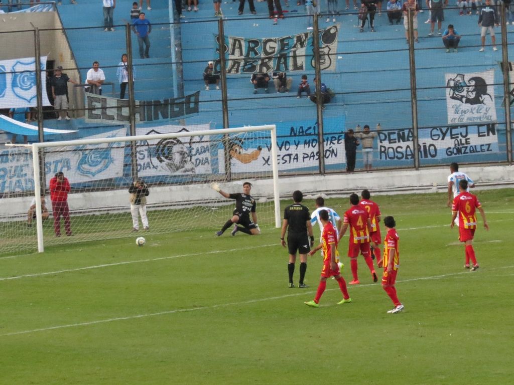 Peralta le da la victoria a Gimnasia