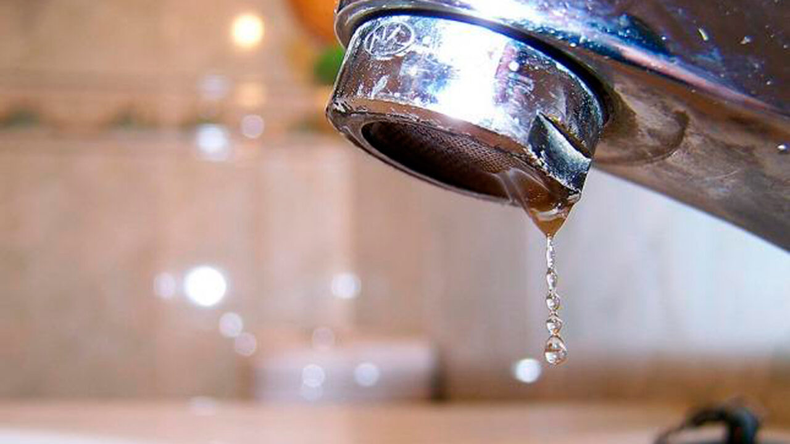 Corte de agua en San Salvador de Jujuy. Personal de Redes, Acueductos, Logística, Electromecánica y Seguridad e Higiene ya se encuentra trabajando para solucionar el inconveniente de manera definitiva y normalizar el servicio al 100% en el menor tiempo posible.
