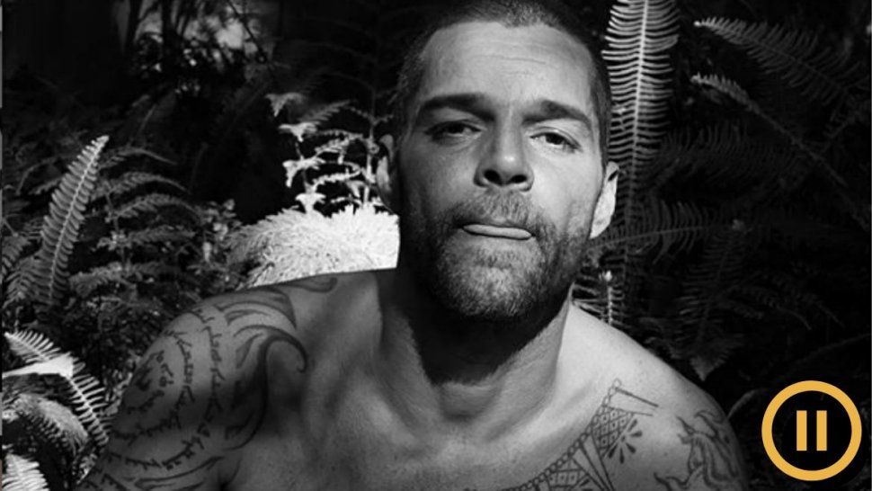 ricky martin lanza pausa
