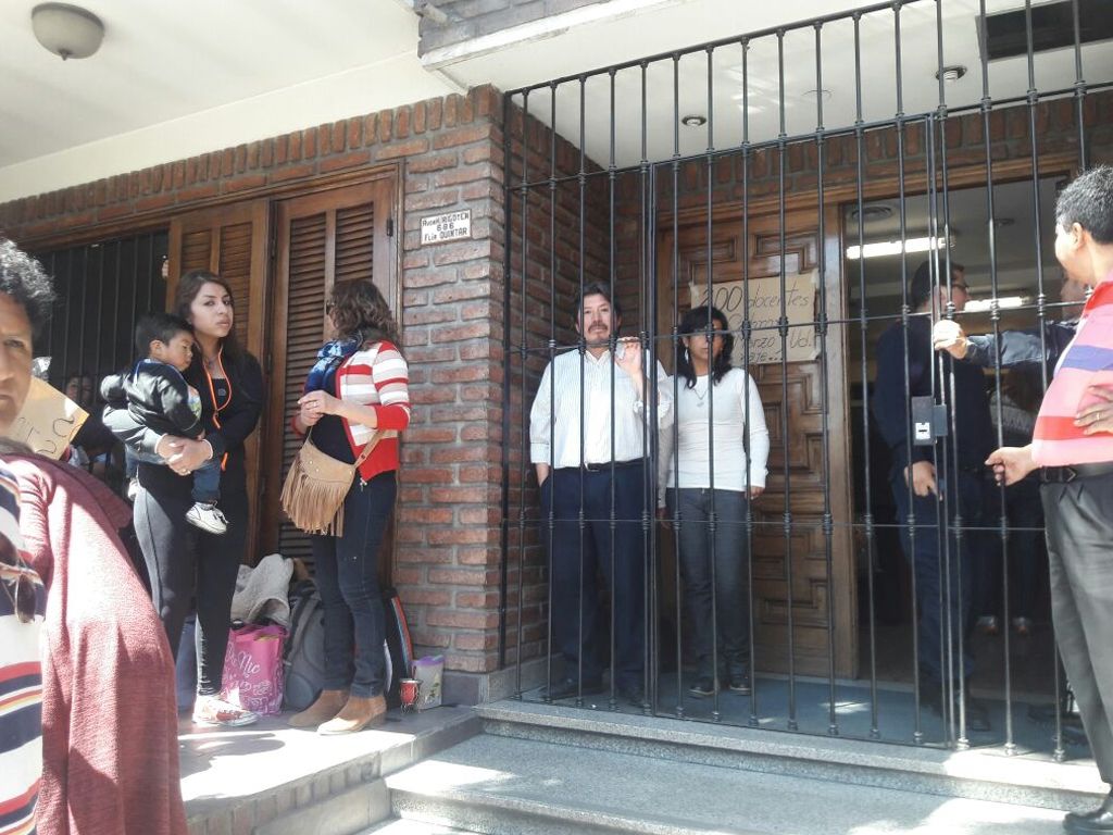 CEIJAS sin sueldos