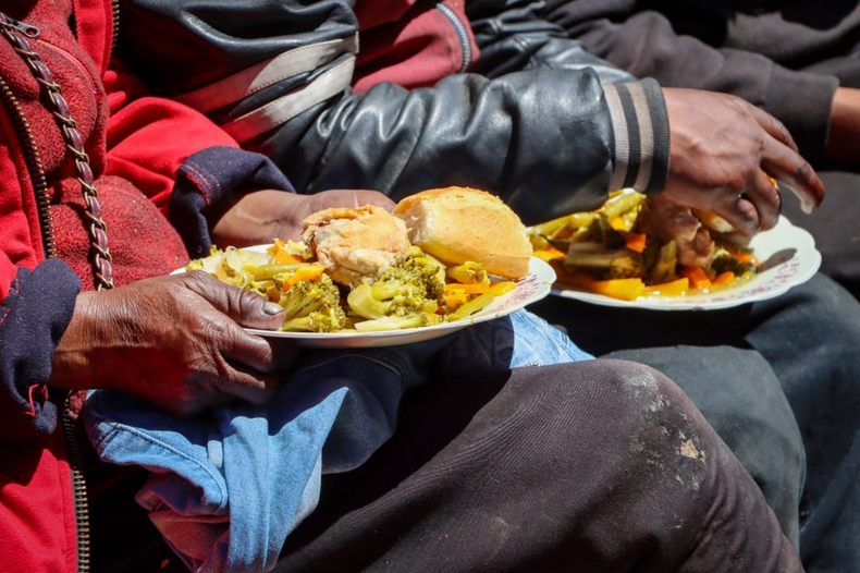 Proyecto Puente asiste a personas en situación de calle