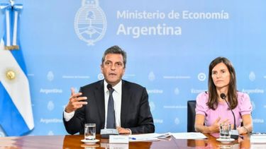 El Ministerio de Economía aumentó el tope de ingresos para que cobren más personas.&nbsp;