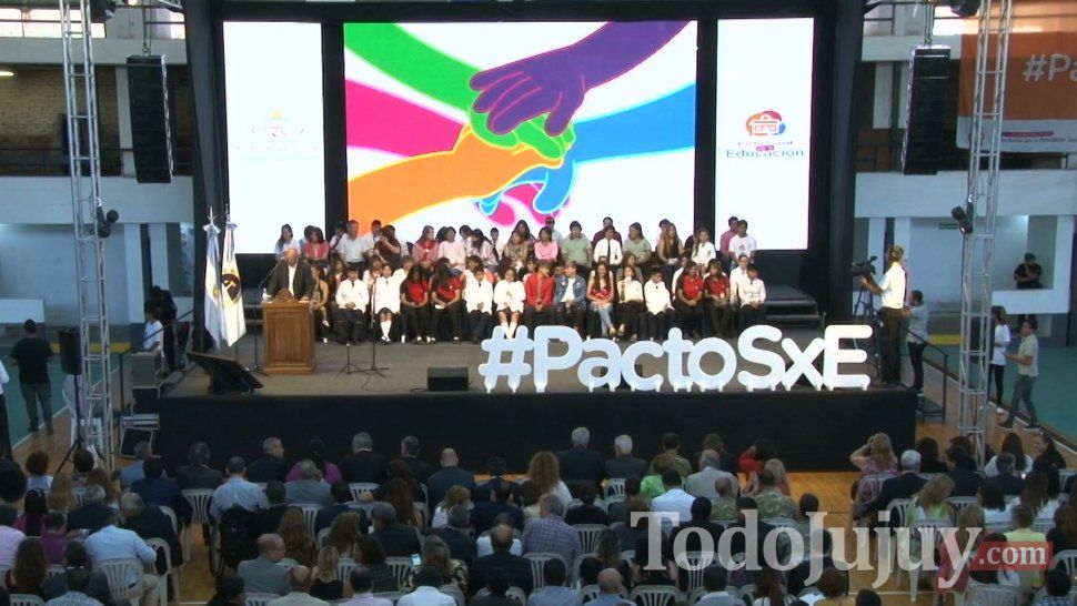 mira en vivo la presentacion del documento final del pacto social por la educacion