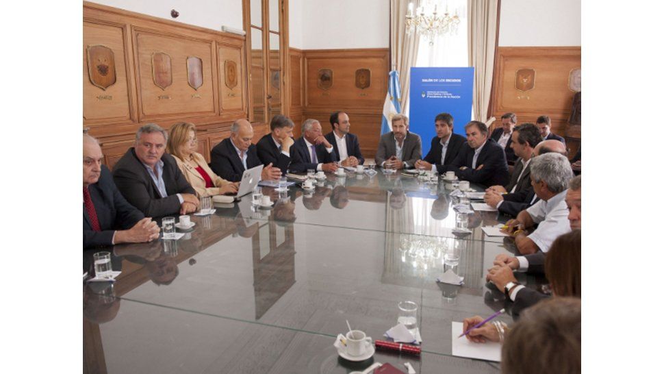 Reunión por reforma electoral