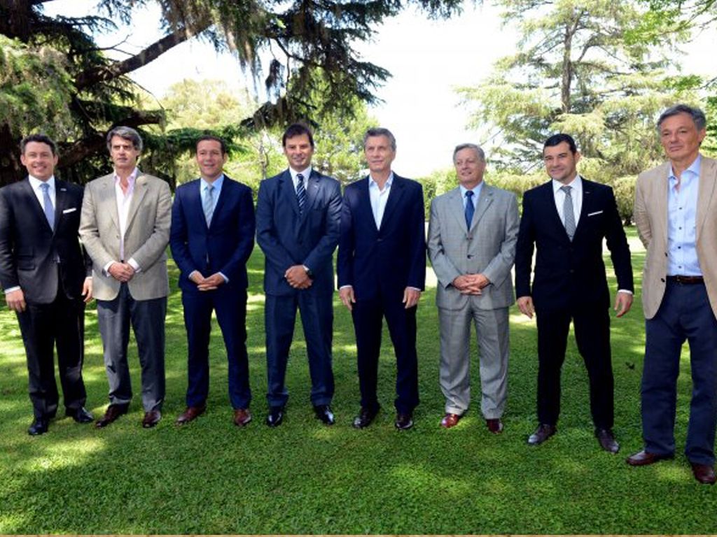Acuerdo entre YPF y DOW Argentina