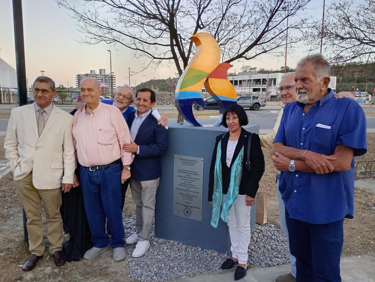 Homenajearon a Sergia Siufi y a Carlos Ibarra, pioneros de la FNE.