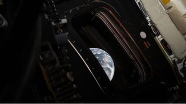 Artemis II ya es la misión tripulada que más lejos viajó de la Tierra Artemis II ya es la misión tripulada que más lejos viajó de la Tierra