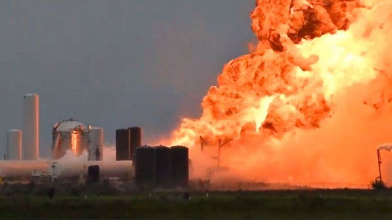El cohete de SpaceX explotó al momento del aterrizaje en Texas, en Estados Unidos. La nave espacial pretende llevar humanos a Marte.