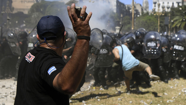 Protesta contra la reforma jubilatoria en 2017. Protesta contra la reforma jubilatoria en 2017.