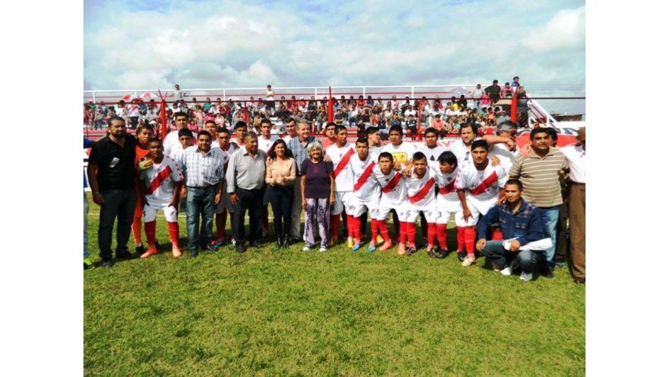 Inauguran obras en el Club Lavalle