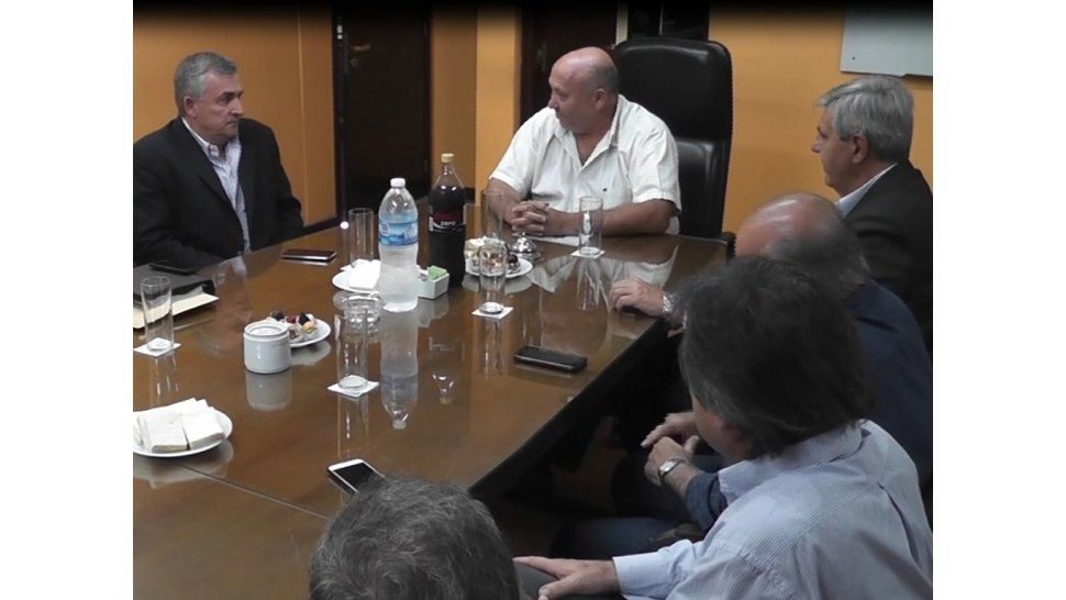 Reunión con tabacaleros