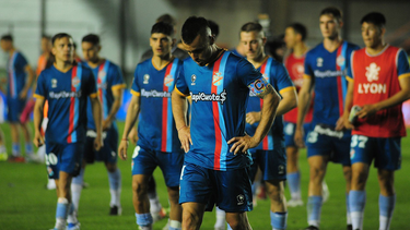 Quién es el ex Gimnasia de Jujuy que descendió con Arsenal a la Primera B Metropolitana
