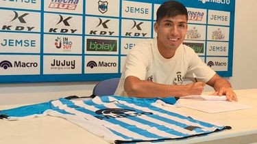 Juan Pablo Córdoba renovó su contrato y seguirá en Gimnasia de Jujuy