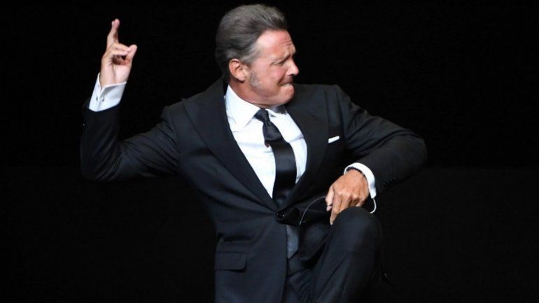 Luis Miguel (1).jpg