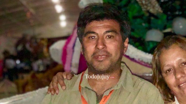 De profesión carrocero: tiene 39 años y ayuda en el Bachi 2 hace una década