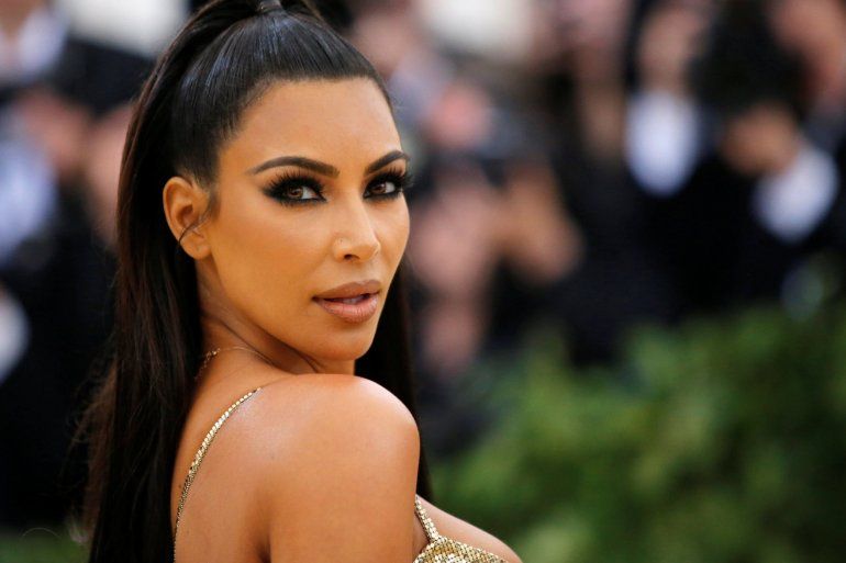 KIM KARDASHIAN.jpg