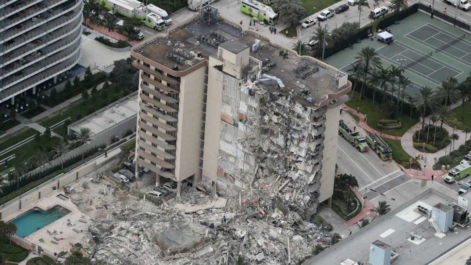 Vista aérea del edificio Champlain Towers.&nbsp; 
