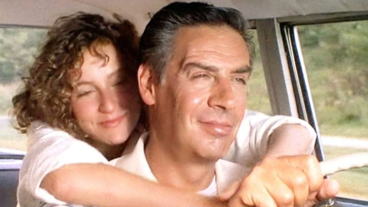 La película fue estrenada en 1987, y ya auguraba una probable continuación cuando su protagonista masculino aún estaba con vida.