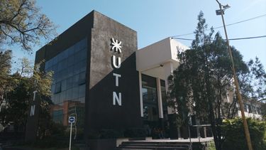 Un jujeño que está preso en Tucumán se recibió de ingeniero