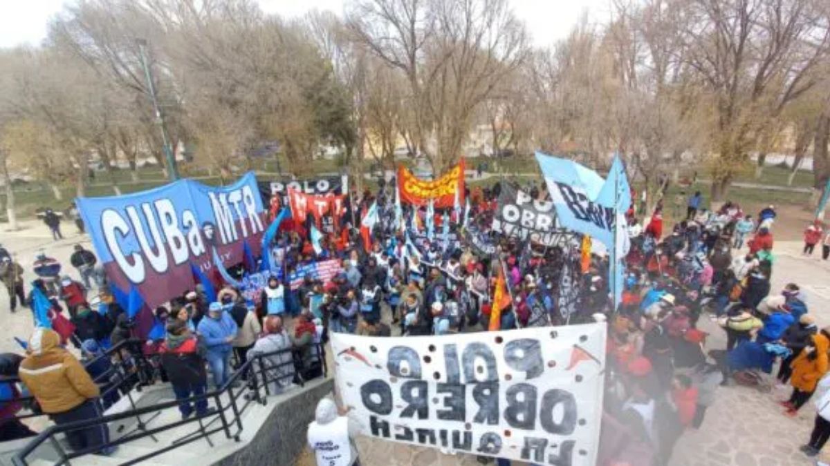 Marcha de Unidad Piquetera hacia Buenos Aires.&nbsp;/Polo obrero