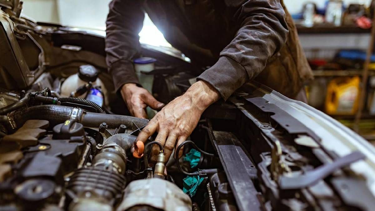 Jujuy: la historia de un mecánico que heredó el taller de su padre y siguió el camino familiar