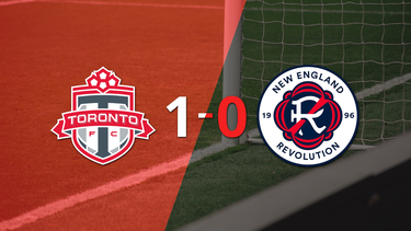 Con un solo gol, Toronto FC derrotó a New England Revolution en el estadio BMO Field