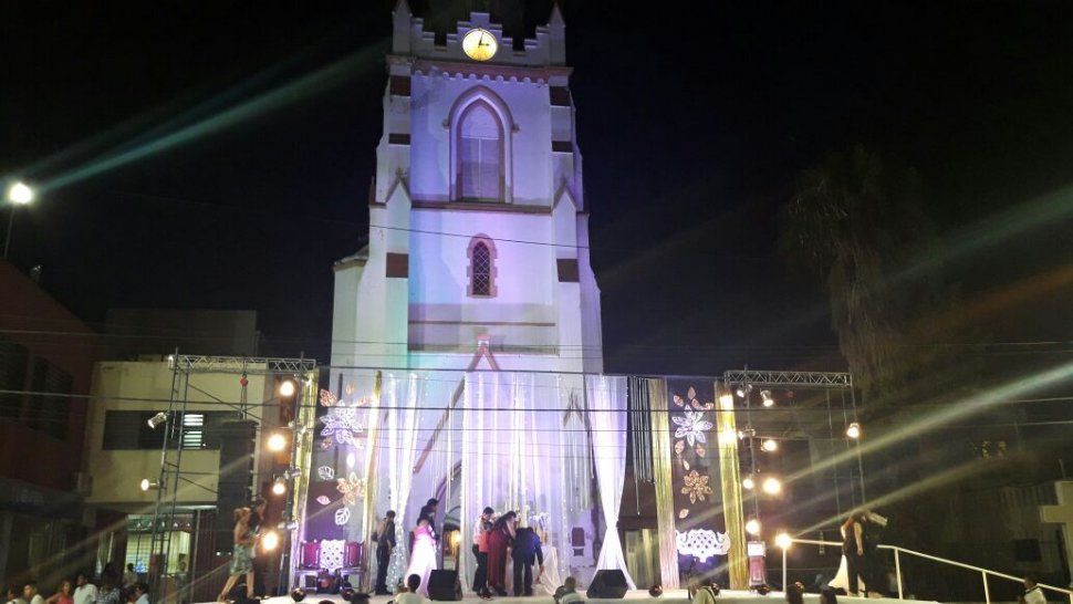 ¡san pedro de fiesta! mas de 1000 egresados tuvieron su gran cena blanca