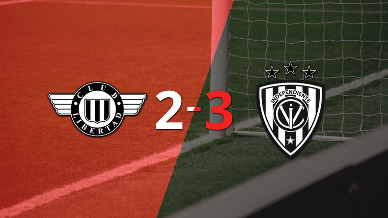 Carlos González anota hat-trick en el triunfo de 3-2 de Independiente del Valle ante Libertad