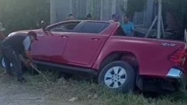 Suspendieron la licencia a un conductor borracho que puso a su hijo de 11 años a manejar una camioneta en Mar del Plata.&nbsp;