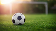 Un DT va a juicio por enviarle mensajes inapropiados a dos futbolistas adolescentes.