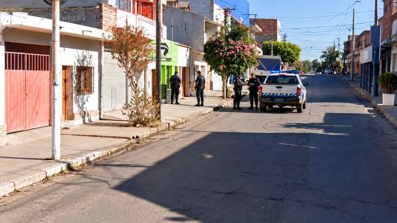 Robo millonario en Perico: se llevaron $11 millones y escaparon - Imagen recreada con IA 