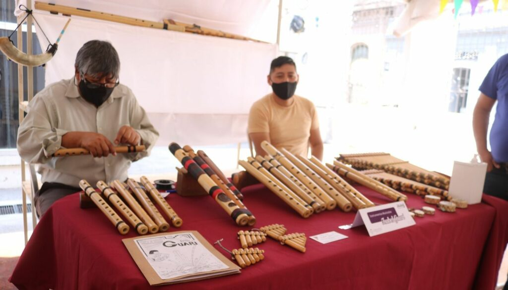 Feria de artesanías en San Salvador de Jujuy.