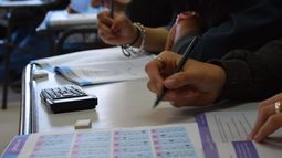 Pruebas aprender: se presentó el informe de las pruebas aprender que se realizó en 2022 en 3.686 escuelas y de las que participaron más de cien mil alumnos de todo el país.