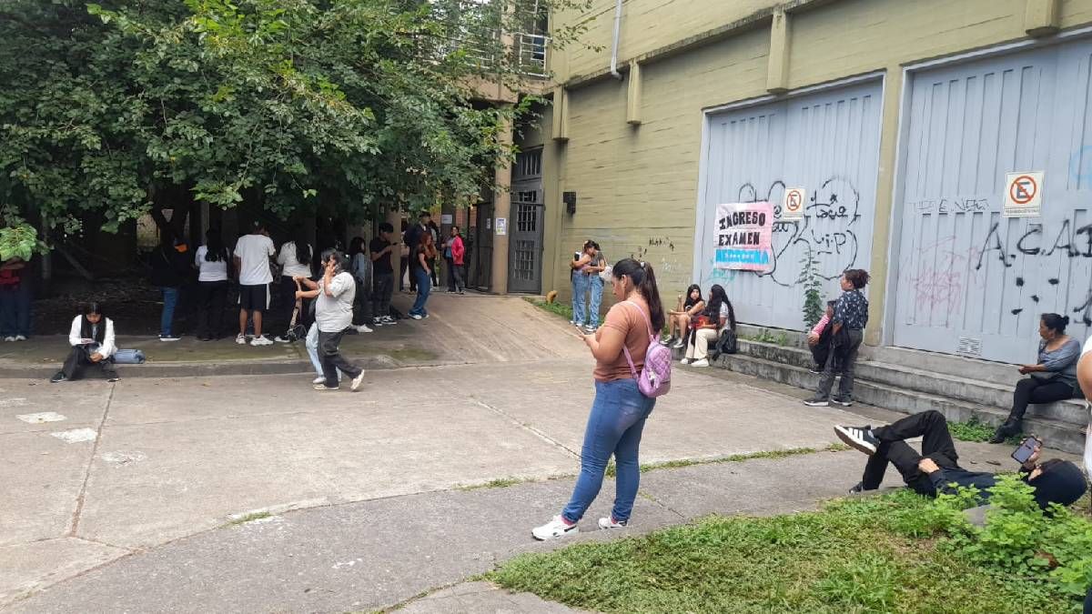 Jujuy: casi 2.000 aspirantes rinden el examen para ingresar a Medicina.