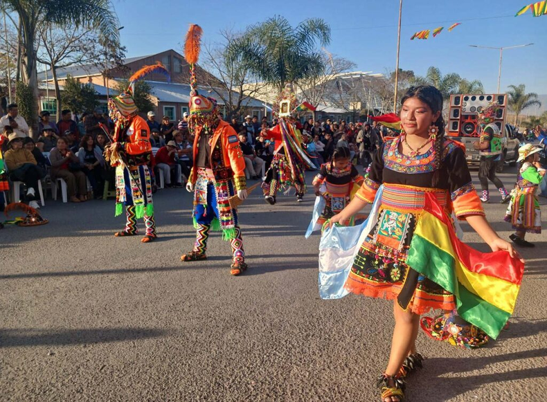 Desfile por la Independencia de Bolivia.