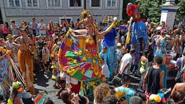 Suspenden el carnaval en las calles de Río de Janeiro
