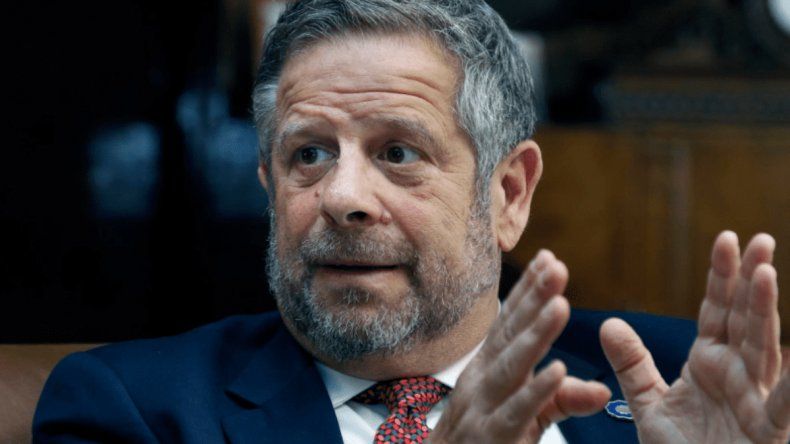 Rubinstein renuncia a Salud tras la polémica por el protocolo del aborto
