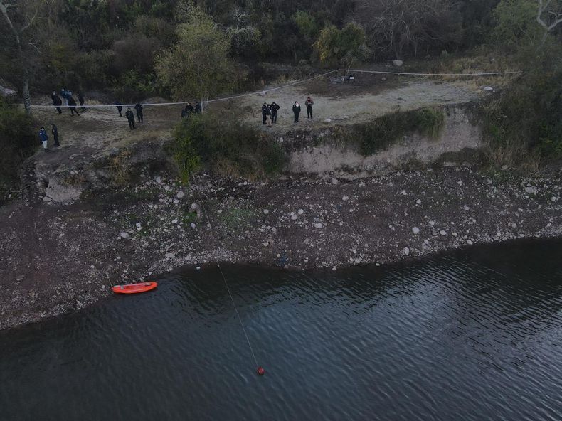 Operativo en el dique Los Alisos. Operativo en el dique Los Alisos.
