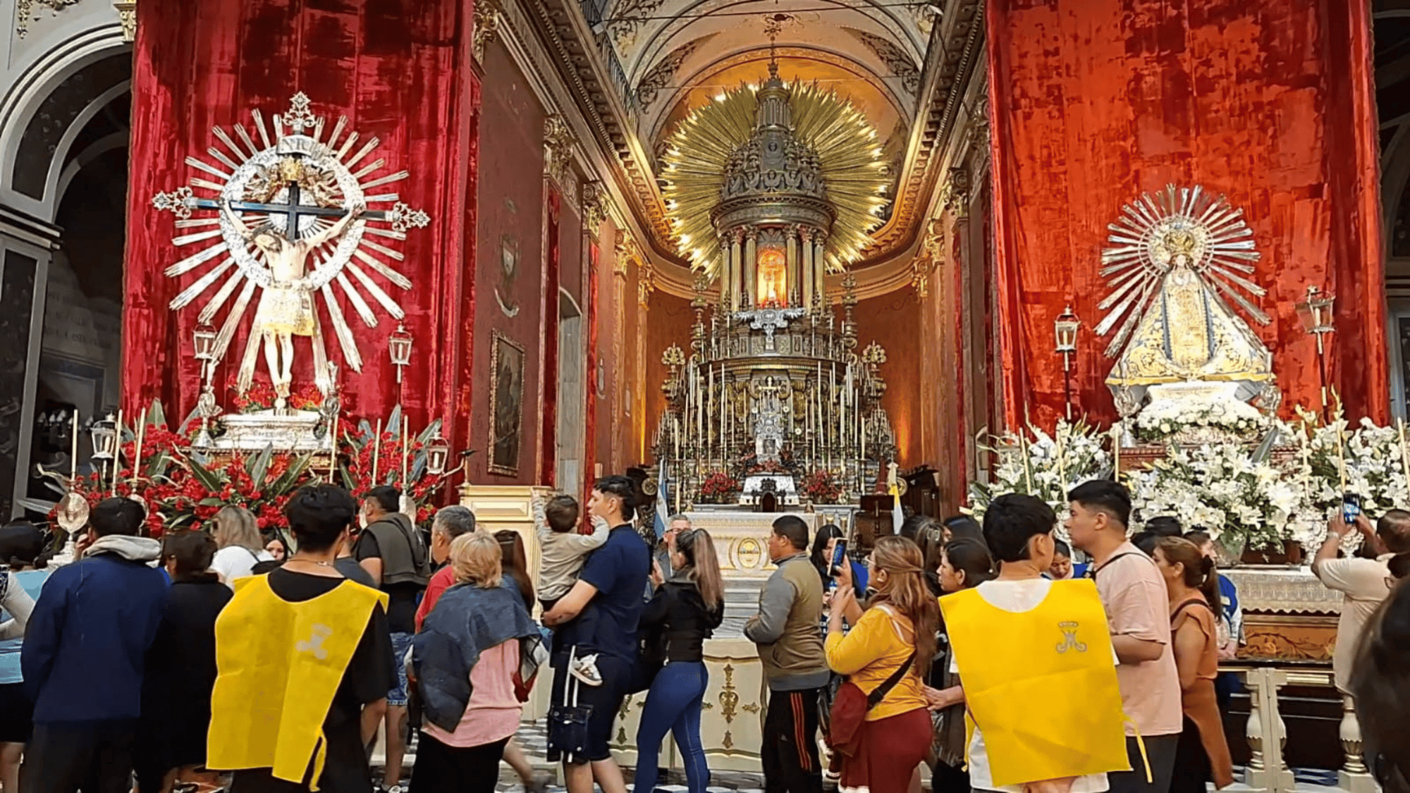 comenzo la novena del milagro y las celebraciones continuaran hasta el 14 de septiembre