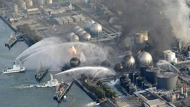 Japón prevé verter al mar el agua de la central nuclear