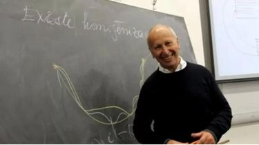 El matemático e investigador argentino recibido en la UBA, que trabaja en la Universidad de Austin (EE.UU.), fue premiado por la Academia Noruega de Ciencia.