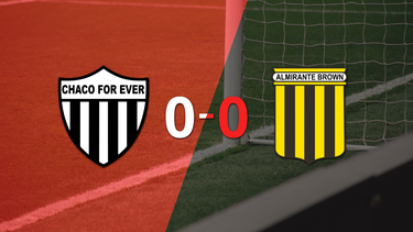 Chaco For Ever no pudo con Almirante Brown y empataron sin goles