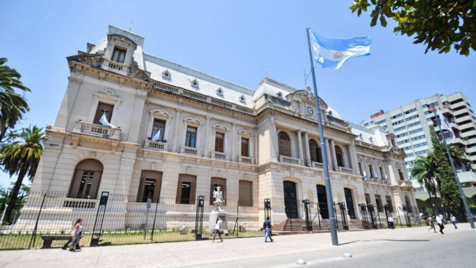 Asueto por el Día del Empleado Público Provincial