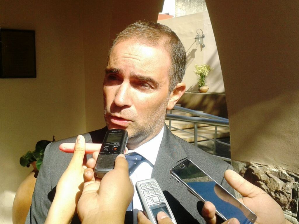 Dr. Fernando Zurueta