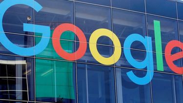 Google presentó Bard, su propio sistema de inteligencia artificial que busca competir con ChatGPT.