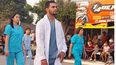 Un médico fue fotografiado en Libertador y es furor en las redes.